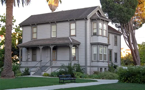 Galindo Home And Gardens