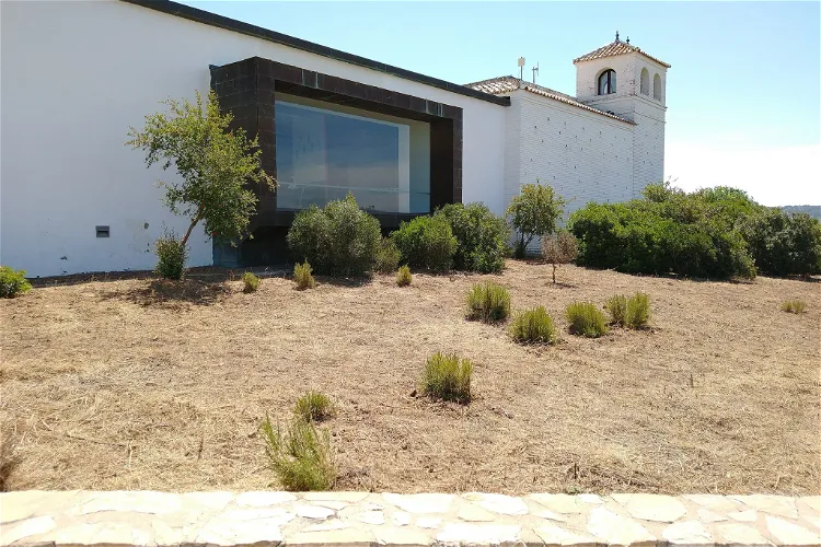 Visitor Center José Antonio Valverde