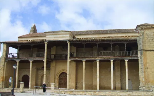 Iglesia de Santa María