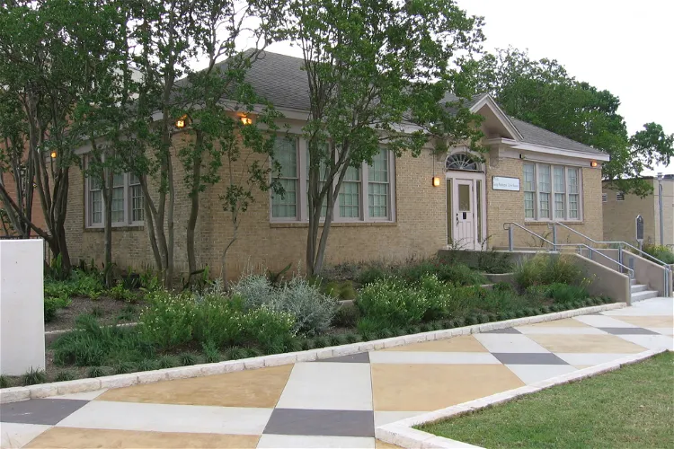 George Washington Carver Museum and Cultural Center