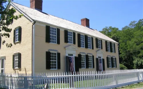 General Artemas Ward Museum