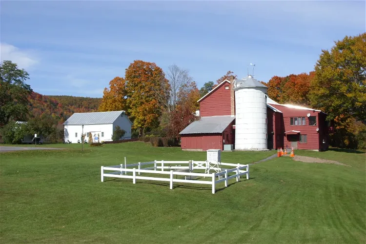 Lansing Manor House