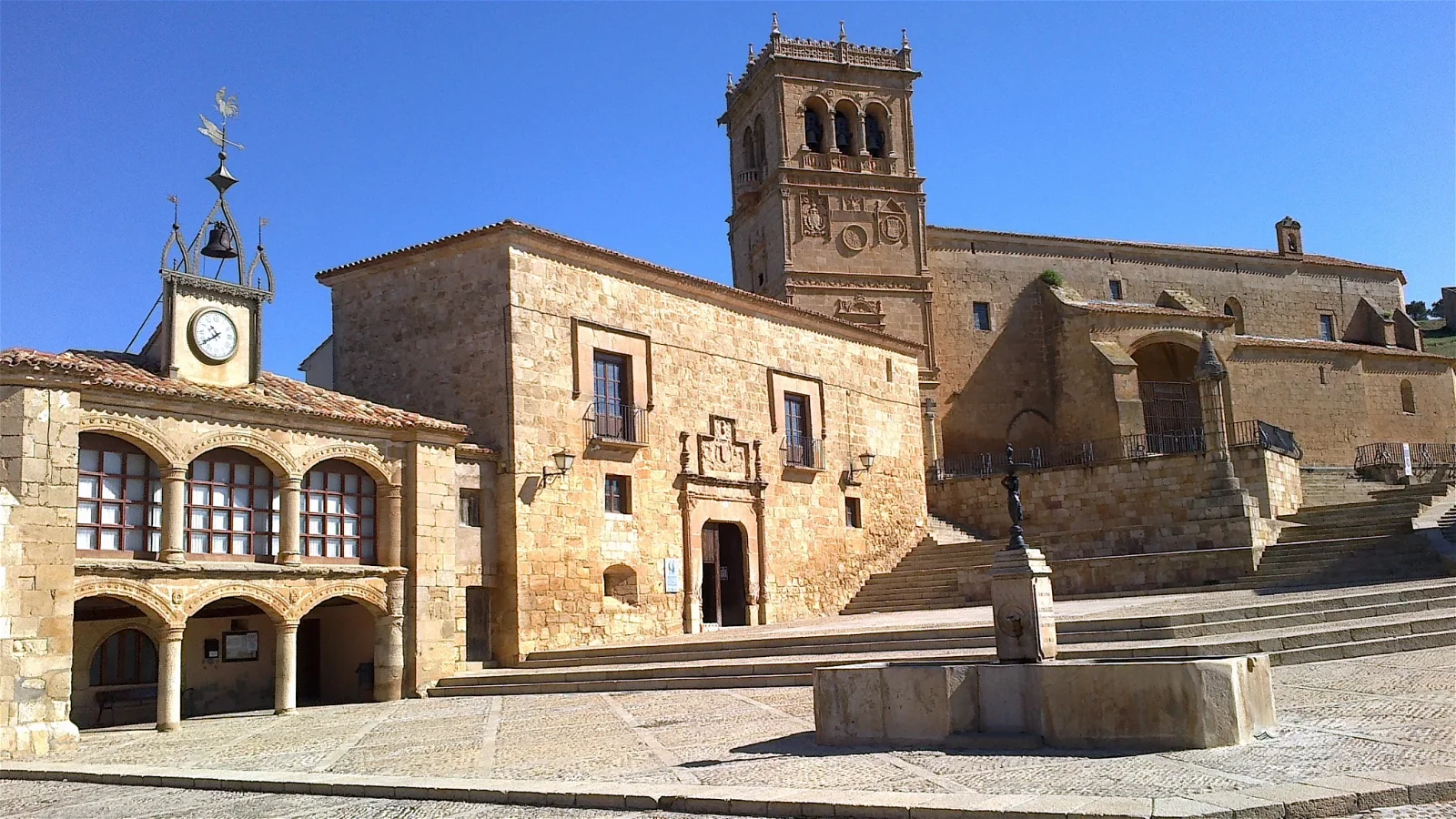 Provincial Museum of Popular Suit