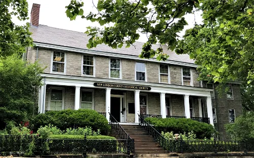 Shaw Mansion