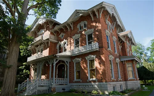 Paddock Mansion