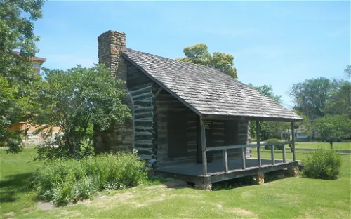 Dietrich Cabin