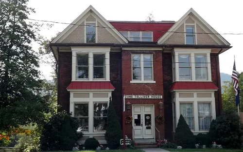 June Tolliver House & Folk Art Center