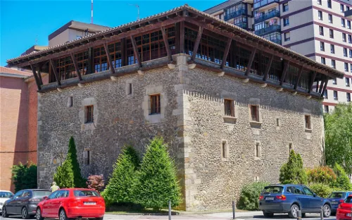 Casa Torre de Ariz