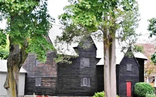 Hempsted House