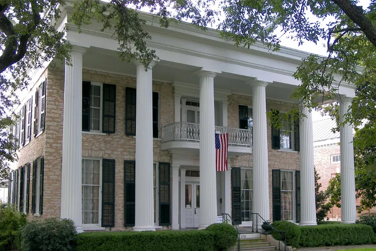 Neill-Cochran House Museum