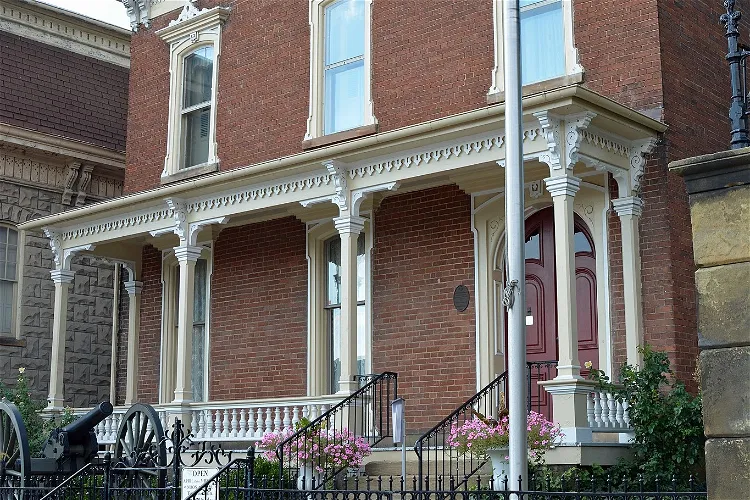 Sherman House Museum