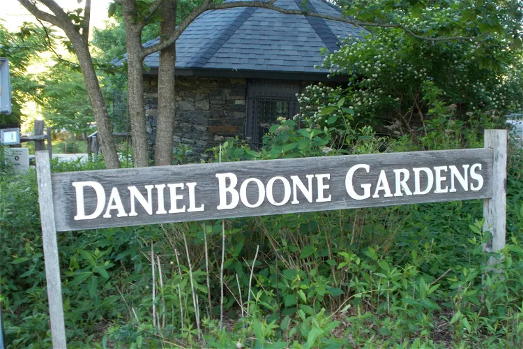 Daniel Boone Native Gardens