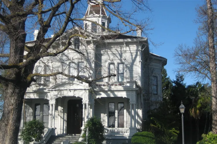 McHenry Mansion