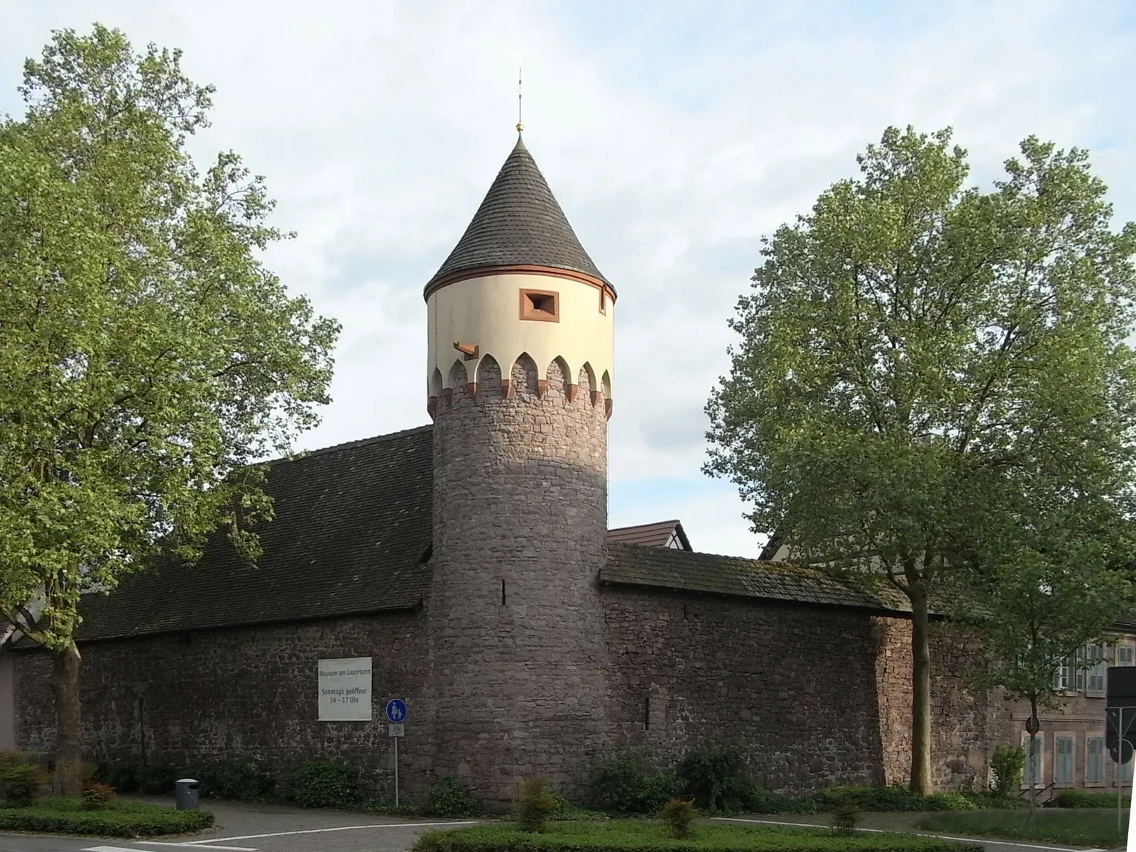 Lauerturm