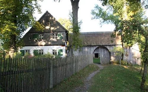 Oberfränkisches Farm Museum Kleinlosnitz