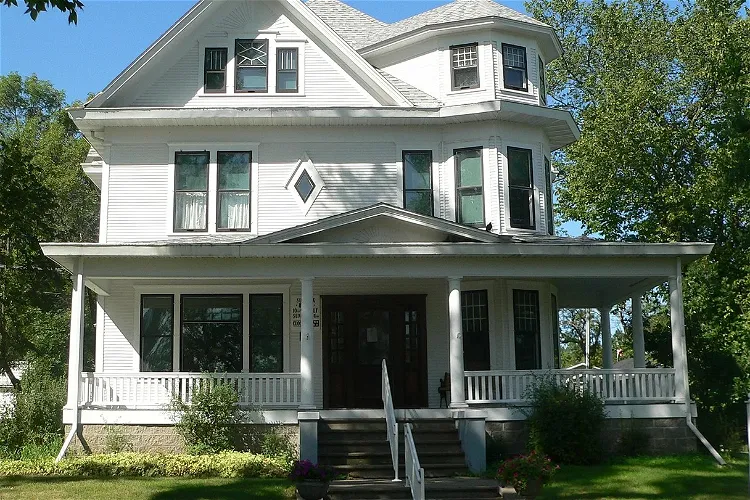 Andrew and Mary Stavig House