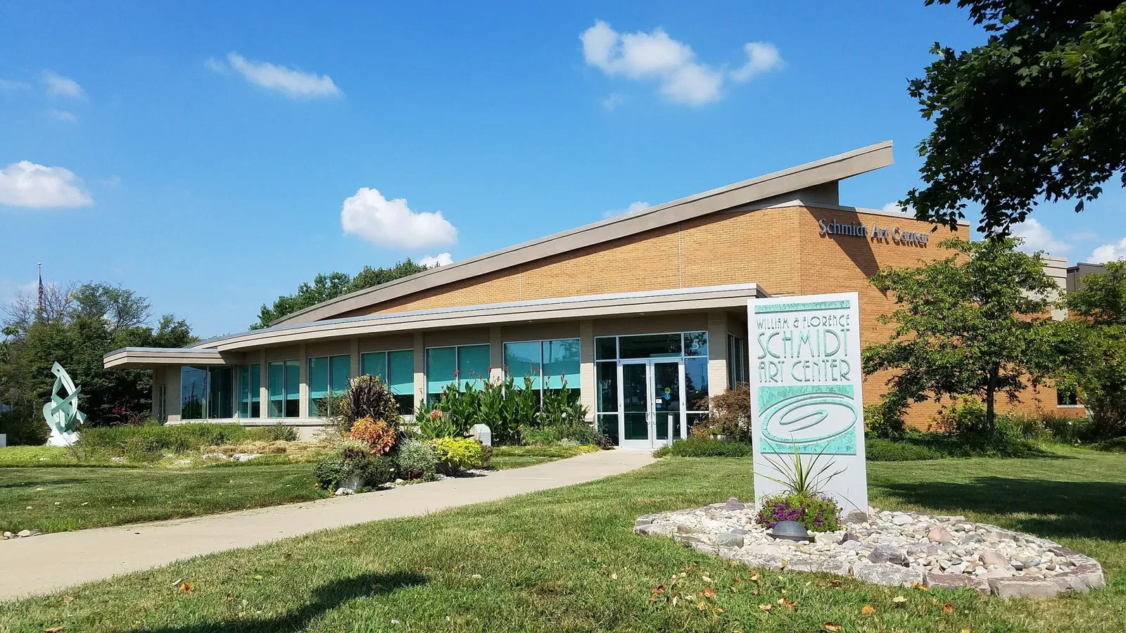 William and Florence Schmidt Art Center
