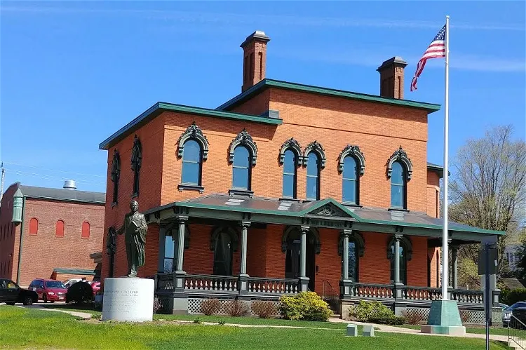 Robert H. Jackson Center