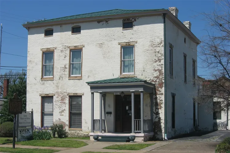 Gen Lloyd Tilghman House & Civil War Museum