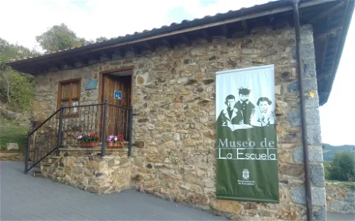 Museo de la Escuela Rural de Mogrovejo