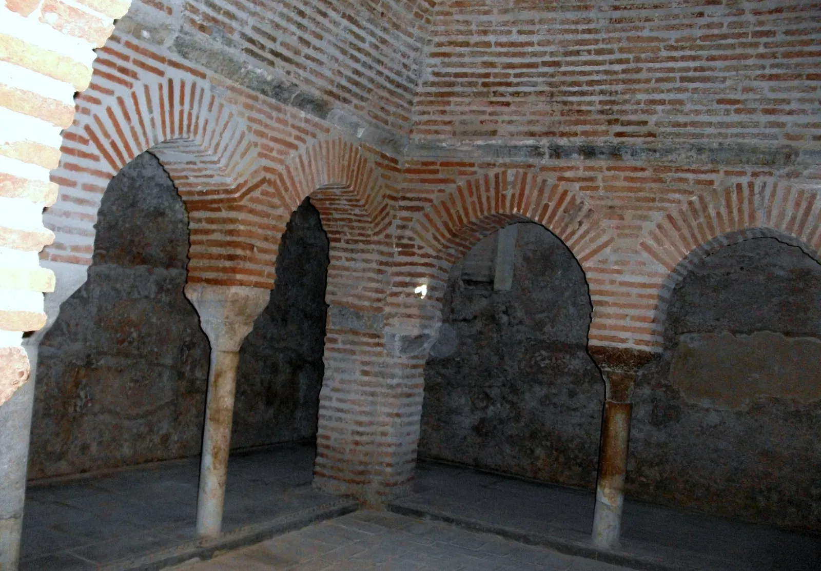 Opening Hours - Arab Baths (Baza)