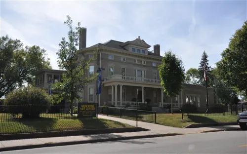 Muscatine Art Center