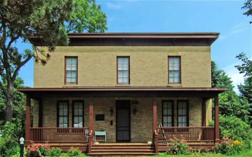 Nathaniel and Harriet Dean House
