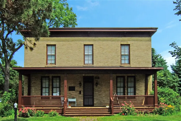 Nathaniel and Harriet Dean House