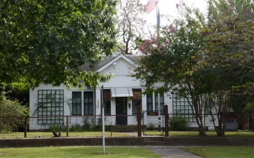 Thomas-Foreman Historic Home