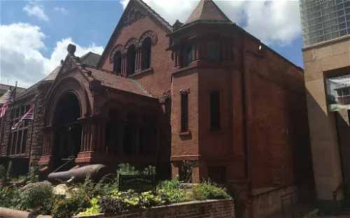 Confederate Memorial Hall