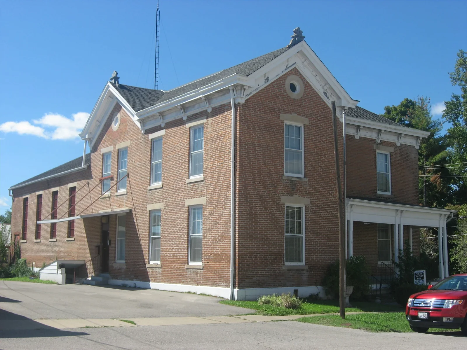 Perry County Jail Museum