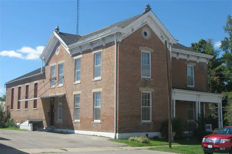 Perry County Jail Museum
