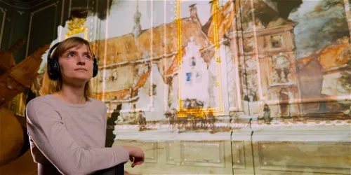 Discover the story of Hoorn: multimedia show with podwalks