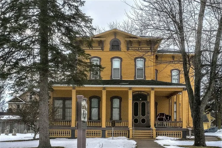 Upham Mansion