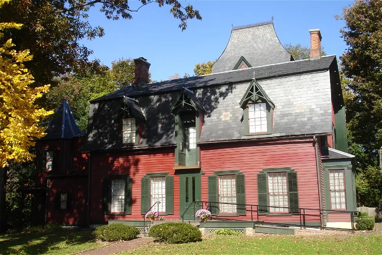 Drake House Museum