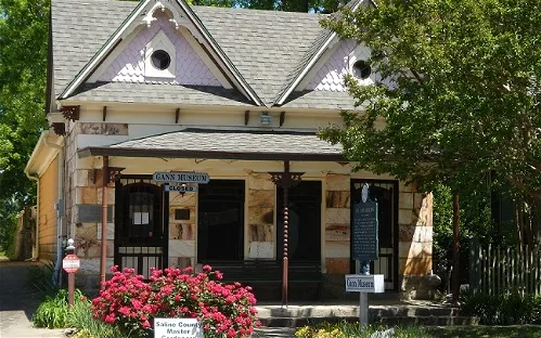 Gann Museum