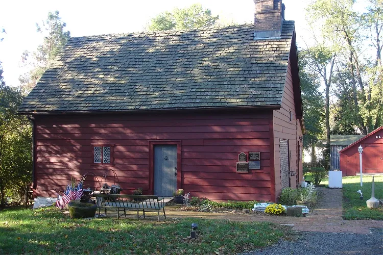 Robinson Plantation House