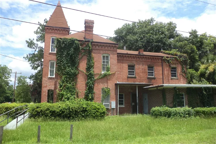 Hamilton County Historical Museum & Heritage Center