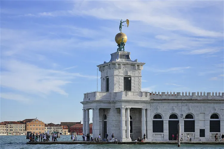 Punta della Dogana