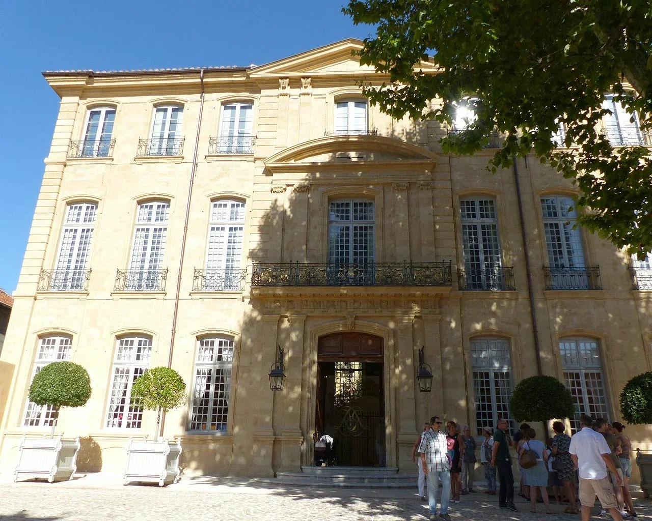 Hotel de Caumont - Art Centre