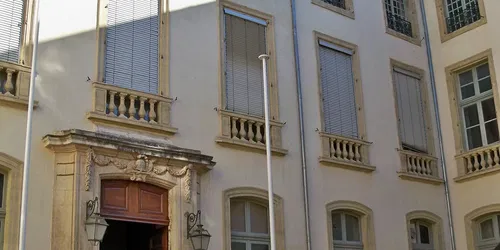 <small>Exposition | Treizaine Palestinienne</small></br><b>Palestine au Festival d’Avignon </b><br>