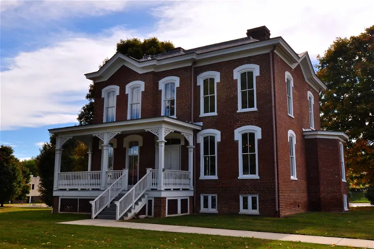 Glencoe Mansion Museum & Gallery