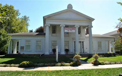 Robbins Hunter Museum