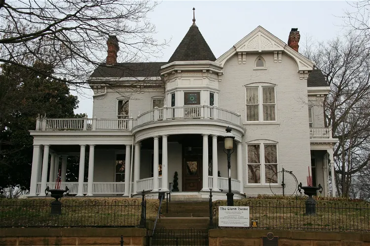 The Glenn House