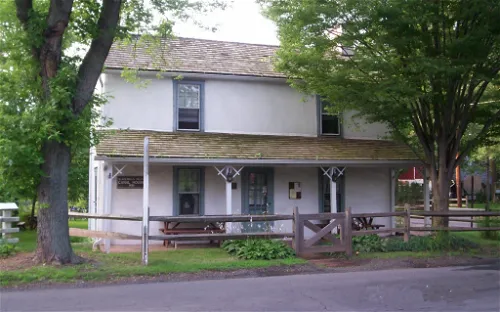 Blackwells Mills Canal House