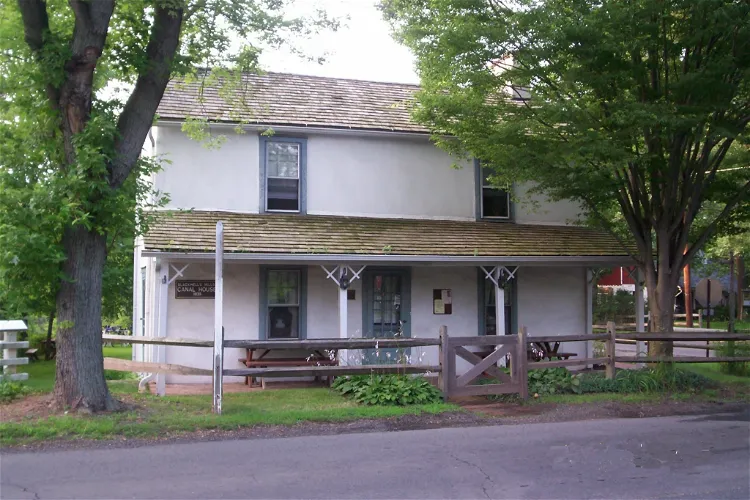 Blackwells Mills Canal House