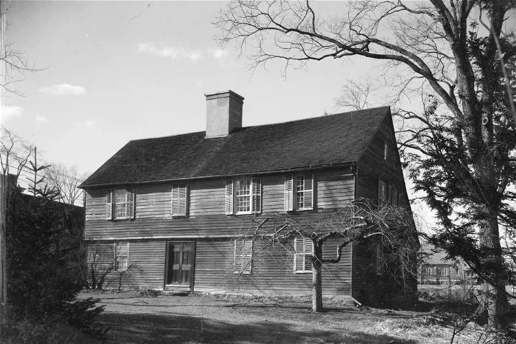 Deacon John Grave House