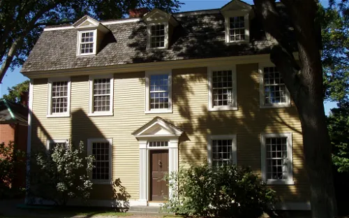 Crowninshield–Bentley House