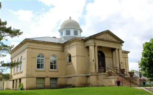 The James Memorial Art Center