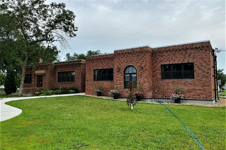 AM Tofthagen Library and Museum